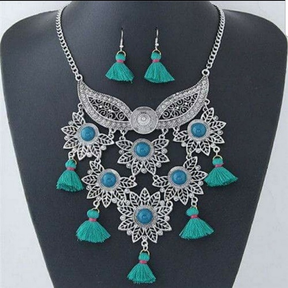 Jewelry - Alloy Leaves and Mask Combo with Tassels necklace